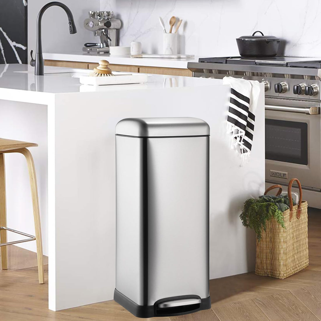 Garvee Bote de Basura de Acero Inoxidable Modelo LTM7-30L, 34×28×68cm con Pedal y Tapa Cerrada Húmeda, Cubeta Extraíble y Sellado de Aceite, Ideal para Cocina y Oficina, Color Acero Inoxidable