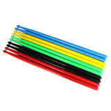 Garvee Baquetas de Nylon 5A Rojas, 1 Par de Palillos para Batería Acústica y Electrónica con Mango Antideslizante, Ideales para Práctica y Principiantes