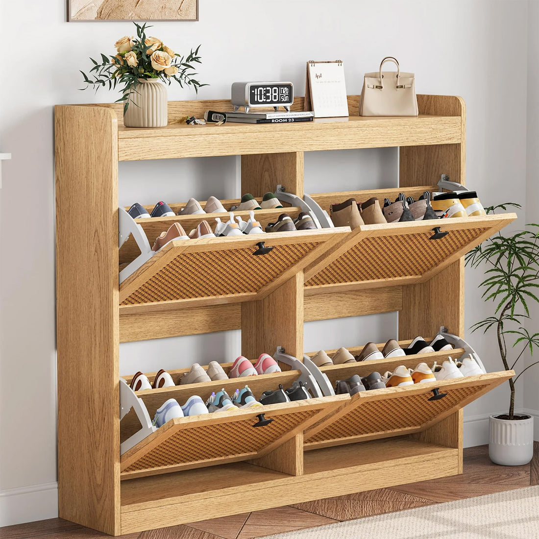 Garvee Zapatero de Ratán con 4 Cajones Abatibles, Estantes Ajustables para 26-32 Pares, Apertura Silenciosa y Antivuelco,  Madera Natural