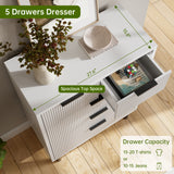 Garvee cómoda de 5 Cajones Fluted para Dormitorio Blanco, Madera Resistente, Patas Metálicas, 70×40×96 cm, Seguridad Antivuelco - Blanco