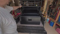Garvee Caja de Herramientas de Hierro Modelo 2025A, Tapa de Ranura Organizador Resistente al Desgaste, 38.1×38.1×60.96cm para Camión de Trabajo, Negro