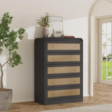 Garvee Cómoda Moderna de 5 Cajones para Dormitorio Diseño de Madera y Ratán con Esquinas Redondeadas Mueble de Sala con Gran Almacenamiento Negro Embosado