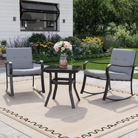 Garvee Set Bistró de Exterior 3 Piezas, 2 Sillas Mecedoras y Mesa de Cristal, Cojines Gris Cálido, Metal Resistente, para Jardín y Terraza