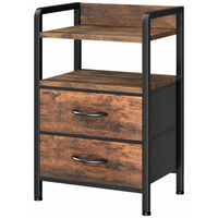 Garvee Mesita de Noche Industrial con 2 Cajones de Tela y Estante, Mesa Auxiliar Rústica de Acero y Madera para Salón y Dormitorio